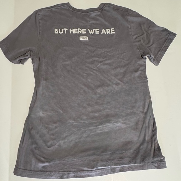 Foo Fighters t-shirt tour 2023 but here we are size large - Picture 6 of 7